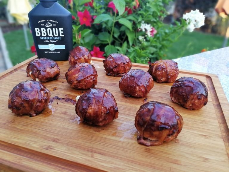 Moinkballs 1 Moinkballs