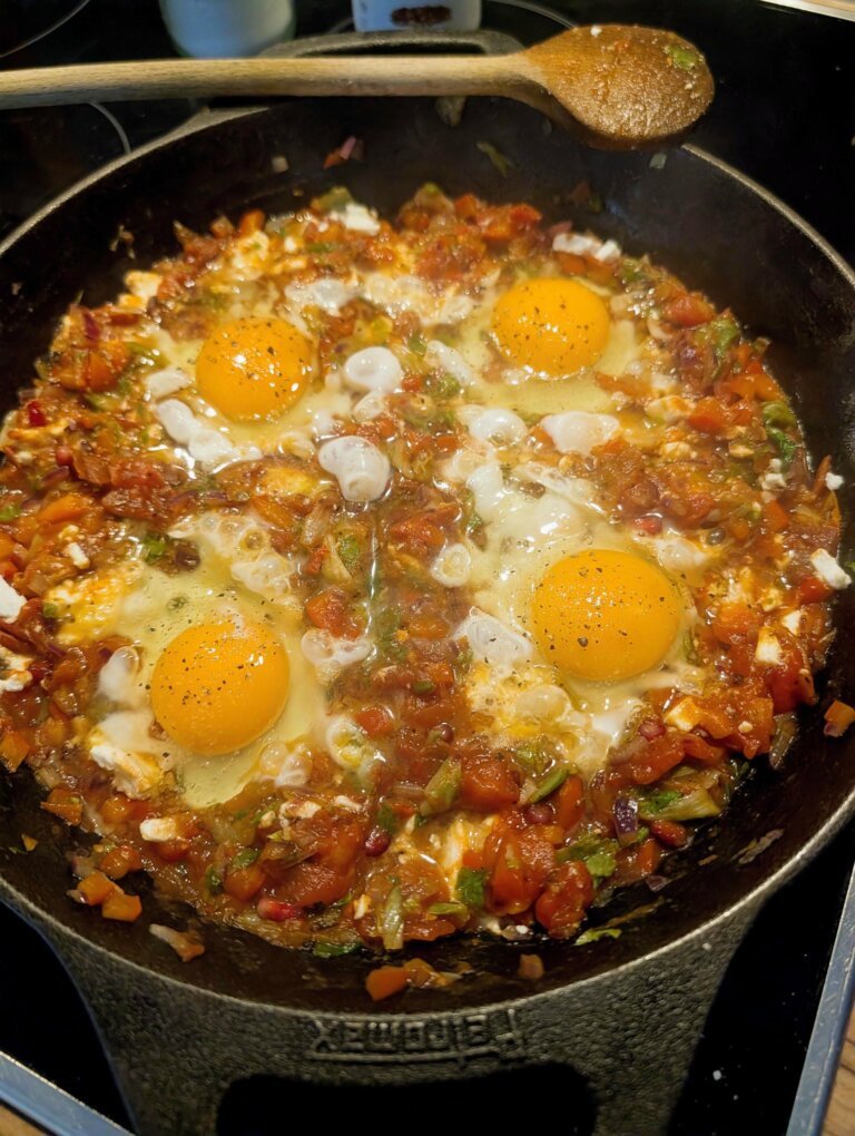 Persisches Omelett Rezept: Fruchtige Shakshuka-Alternative 13 Persisches Omelett Rezept: Fruchtige Shakshuka-Alternative 13