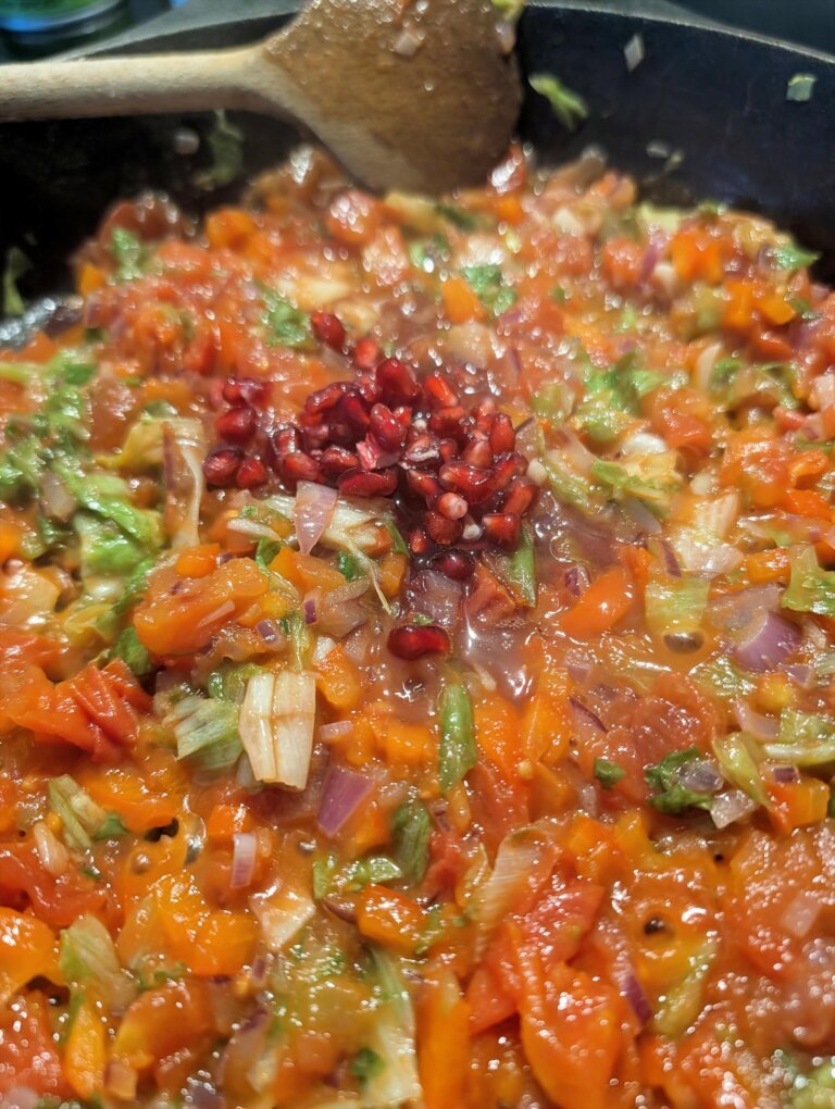 Persisches Omelett Rezept: Fruchtige Shakshuka-Alternative 10 Persisches Omelett Rezept: Fruchtige Shakshuka-Alternative 10