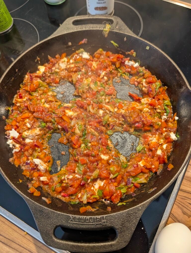 Persisches Omelett Rezept: Fruchtige Shakshuka-Alternative 12 Persisches Omelett Rezept: Fruchtige Shakshuka-Alternative 12