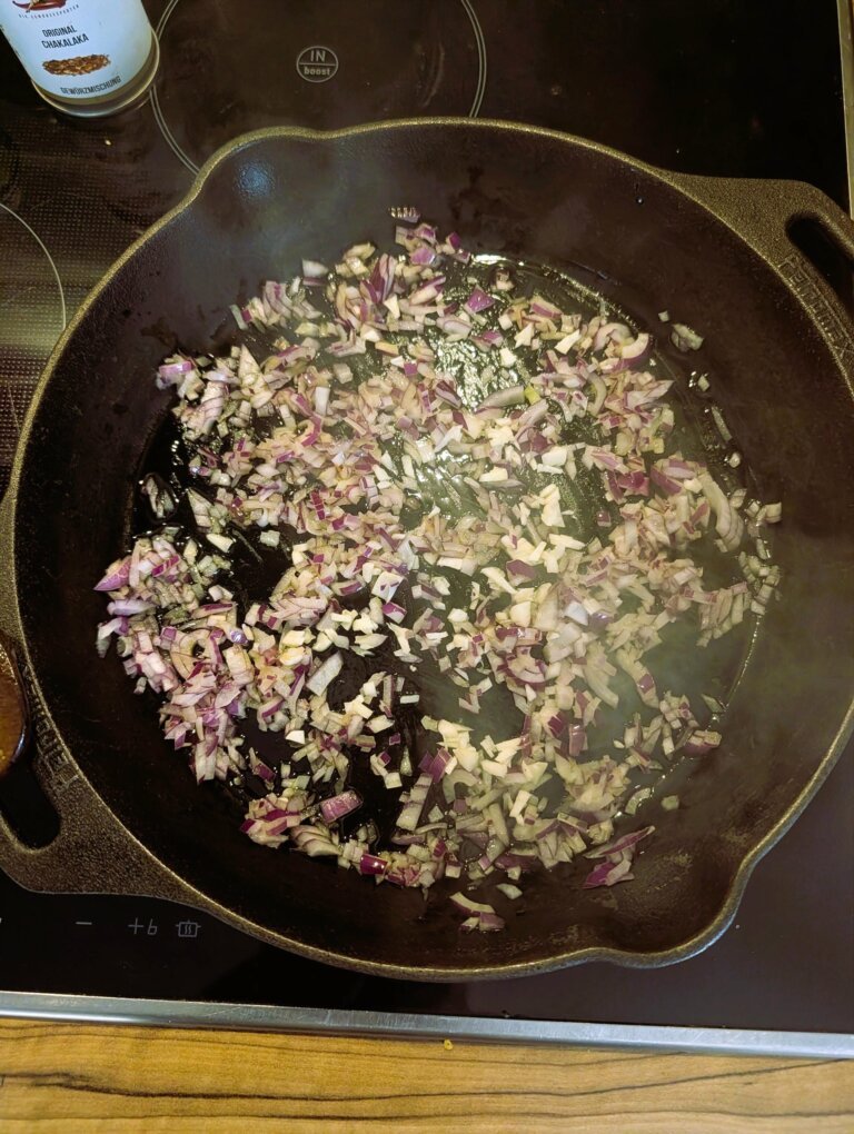 Persisches Omelett Rezept: Fruchtige Shakshuka-Alternative 5 Persisches Omelett Rezept: Fruchtige Shakshuka-Alternative 5