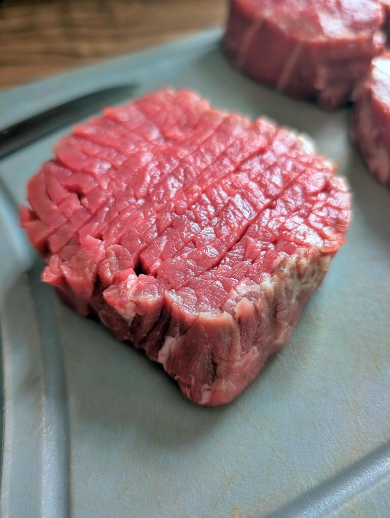 Heiß-Kaltes Steak Tatar 2 Heiß-Kaltes Steak Tatar 1